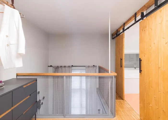 דירה Days - Loft With Garage And Workspace Right Next To Wenceslas Square פראג