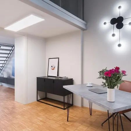 Days - Loft - Parking - 4 Min Wenceslas Sq Апартаменты Прага