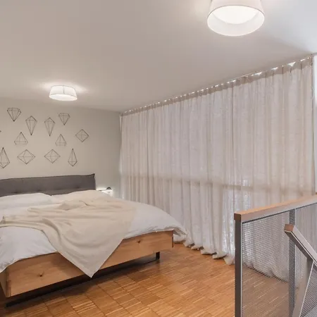 Days - Loft - Parking - 4 Min Wenceslas Sq Апартаменты Прага